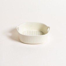 FUENTE CUADRADA DE CERAMICA CREAM 19 CM